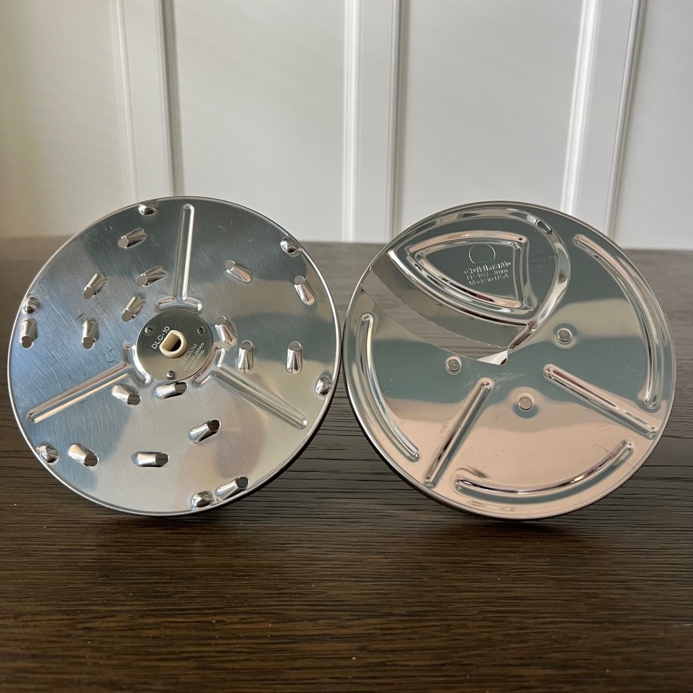 Cuisinart DLC-10 Medium Shredding Disc and FP-103 3mm Slicing Disc Set Stainless